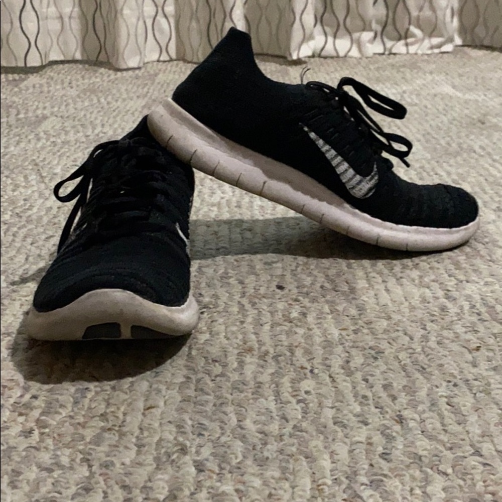 Black and white nike shoes